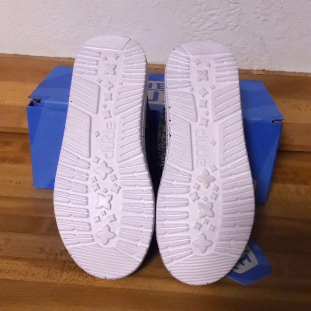"Hey Dude" Wally Youth Sport Knit Boys Shoe Sizes 12 Tod - Picture 4 of 5